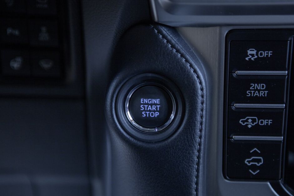 Toyota Land Cruiser Prado 2.7 АКПП, 2022, 10 км фото 17