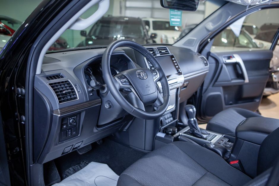 Toyota Land Cruiser Prado 2.7 АКПП, 2023, 41 км фото 7
