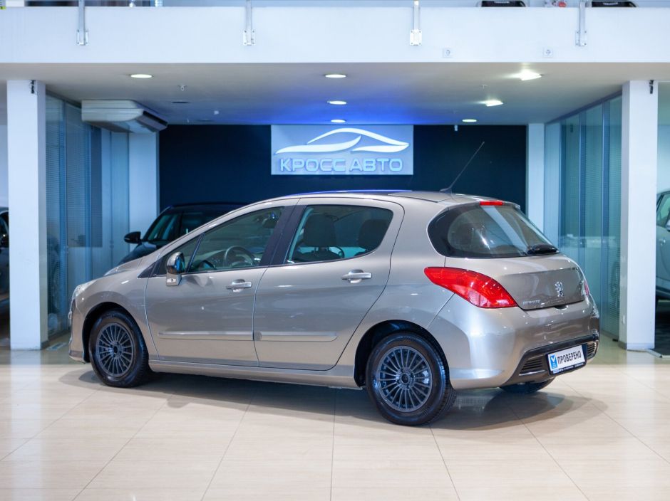 Peugeot 308 1.6 АКПП, 2010, 135 546 км фото 4