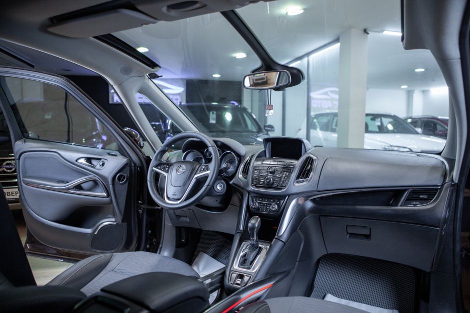 Opel Zafira 2.0 АКПП, 2013, 138 259 км фото 5