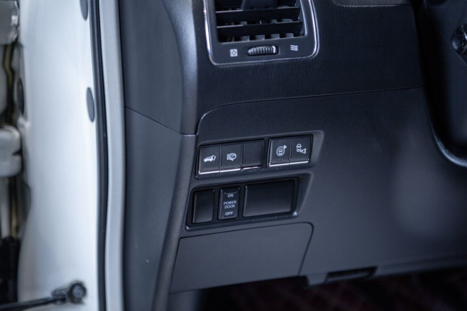 Infiniti QX80 5.6 АКПП, 2014, 162 054 км фото 12