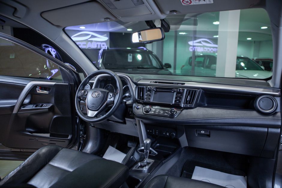 Toyota RAV4 2.5 АКПП, 2015, 129 323 км фото 5