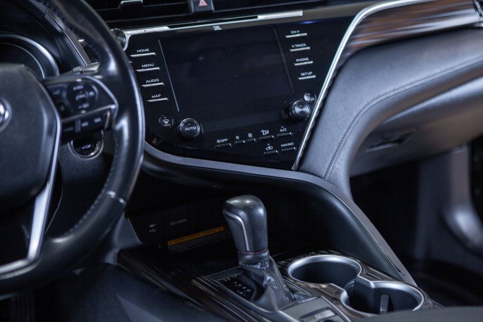 Toyota Camry 3.5 АКПП, 2018, 97 180 км фото 12