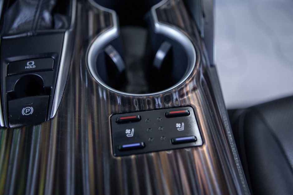 Toyota Camry 3.5 АКПП, 2018, 97 180 км фото 14