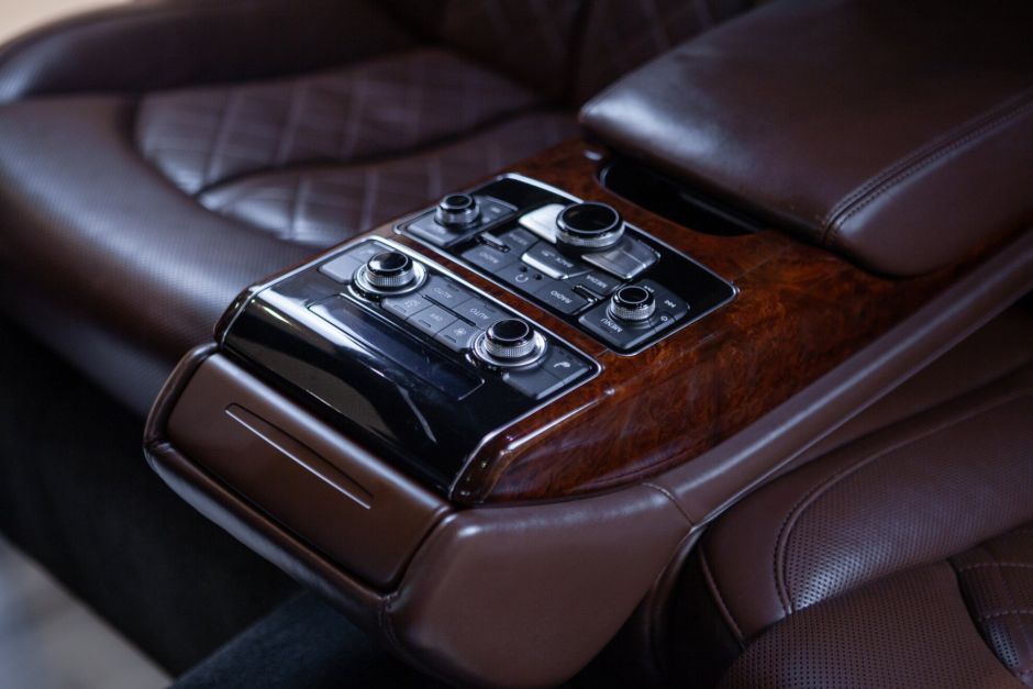 Audi A8 3.0 АКПП, 2011, 164 258 км фото 8