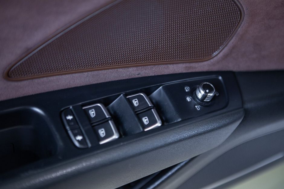 Audi A8 3.0 АКПП, 2011, 164 258 км фото 23