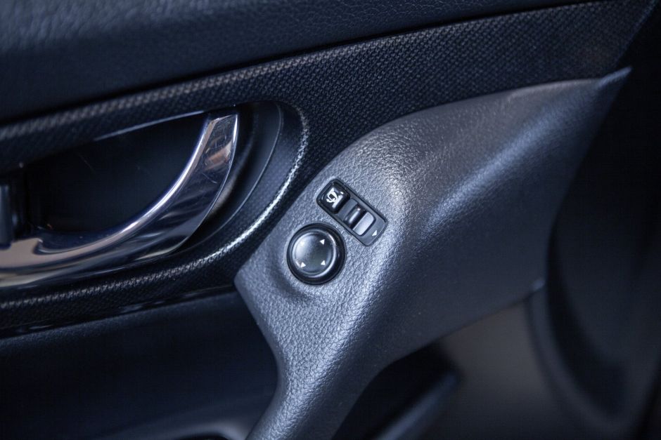 Nissan X-Trail 2.5 CVT, 2015, 145 278 км фото 17