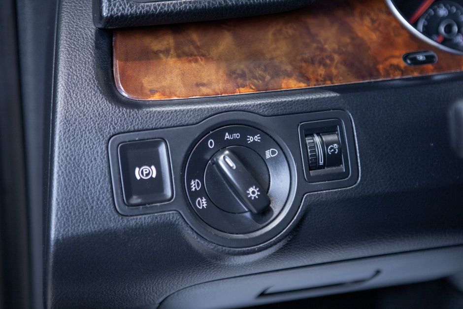 Volkswagen Passat 1.8 РКПП, 2010, 179 297 км фото 8