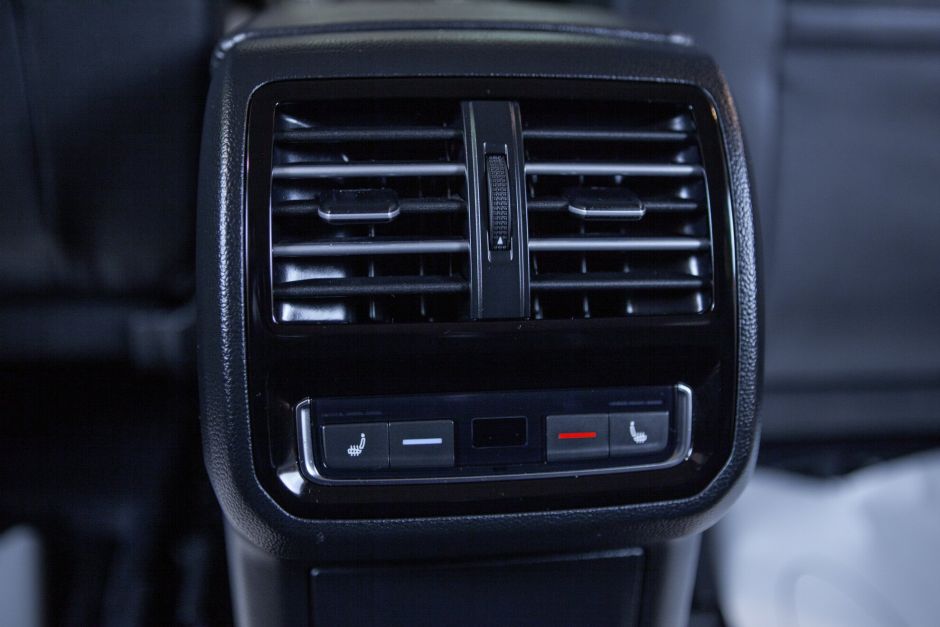 Volkswagen Passat 2.0 РКПП, 2017, 80 825 км фото 7