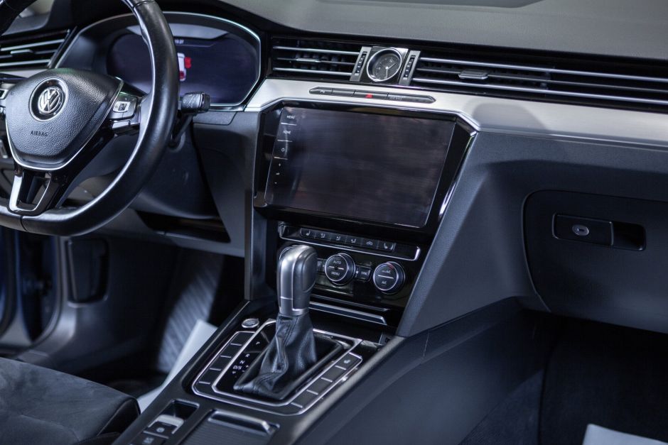 Volkswagen Passat 2.0 РКПП, 2017, 80 825 км фото 12