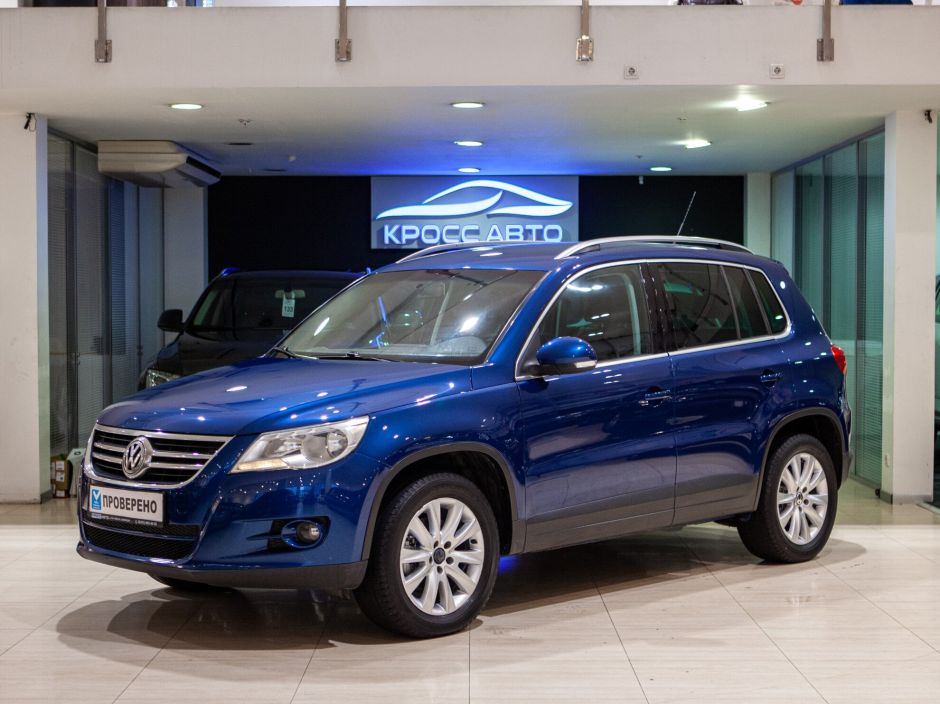 Volkswagen Tiguan 2.0 АКПП, 2010, 180 257 км фото 1