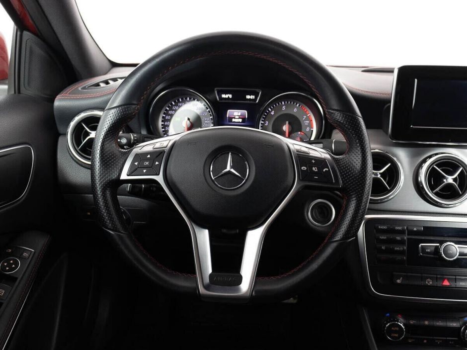 Mercedes-Benz GLA 1.6 РКПП, 2014, 107 000 км фото 6