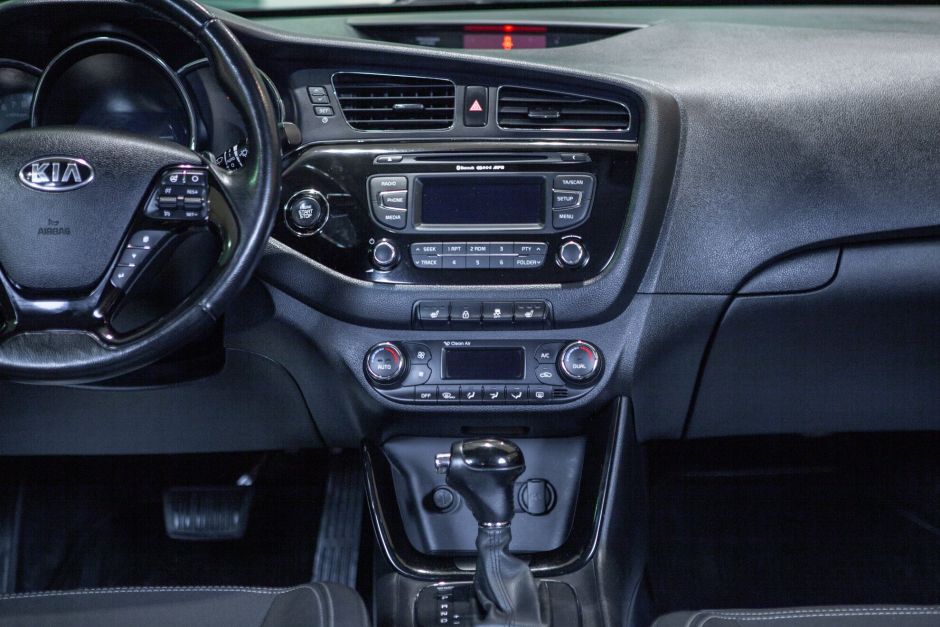 Kia Ceed 1.6 АКПП, 2012, 151 206 км фото 14