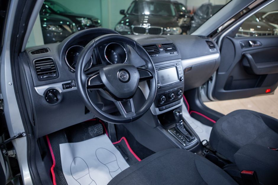 Skoda Yeti 1.4 РКПП, 2014, 142 170 км фото 5
