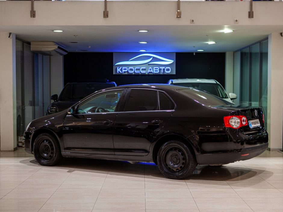 Volkswagen Jetta 1.6 АКПП, 2009, 177 249 км фото 4