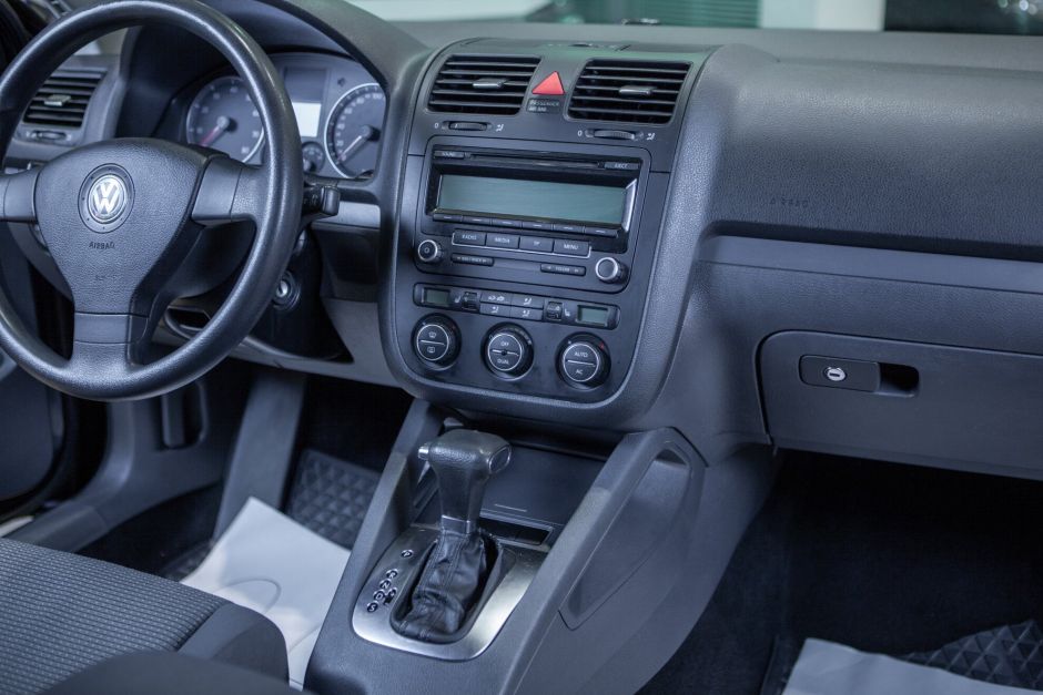 Volkswagen Jetta 1.6 АКПП, 2009, 177 249 км фото 10