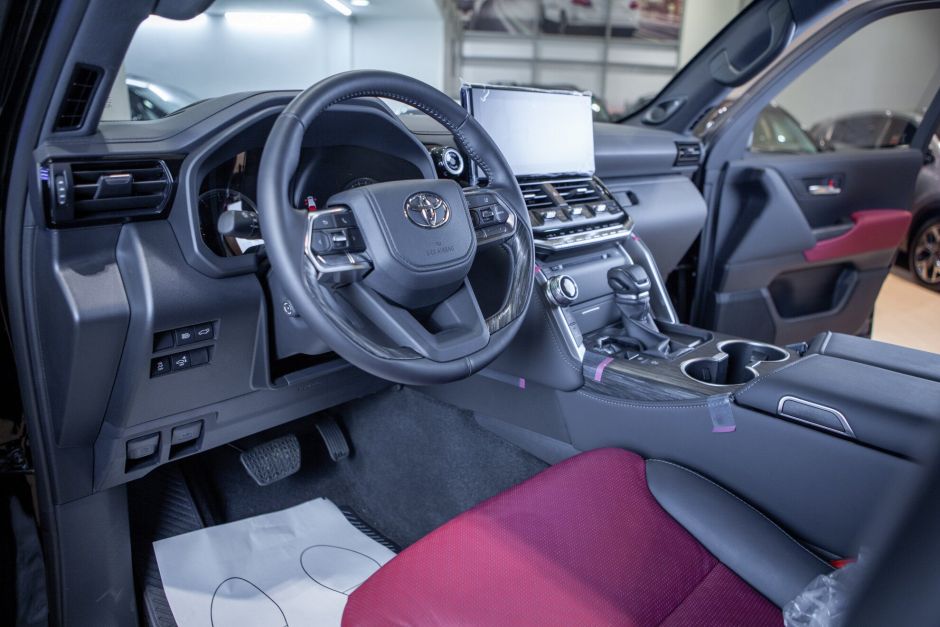 Toyota Land Cruiser 3.4 АКПП, 2023, 10 км фото 5