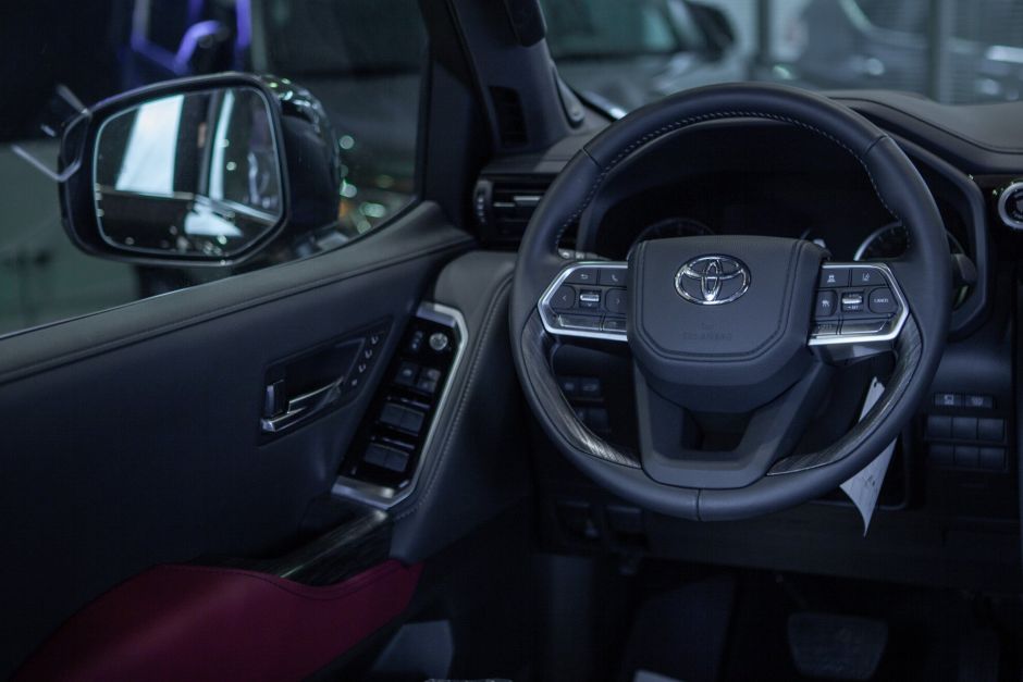 Toyota Land Cruiser 3.4 АКПП, 2023, 10 км фото 13