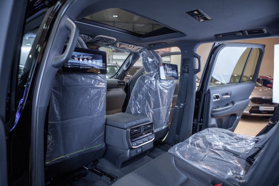 Toyota Land Cruiser 3.4 АКПП, 2023, 10 км фото 6