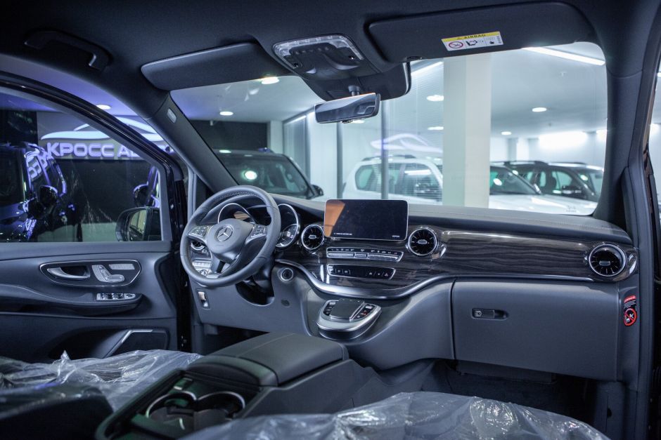 Mercedes-Benz V-класс 2.0 АКПП, 2023, 10 км фото 5