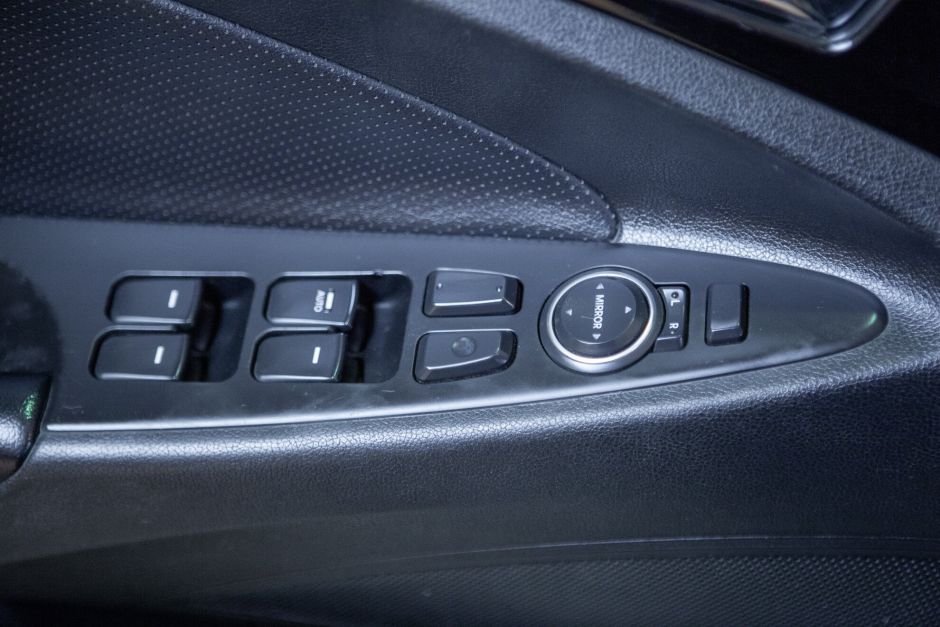 Hyundai Sonata 2.4 АКПП, 2011, 164 214 км фото 17