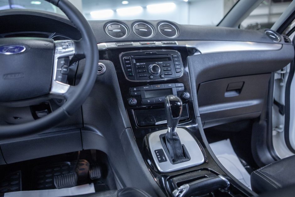 Ford S-MAX 2.0 РКПП, 2010, 160 256 км фото 10