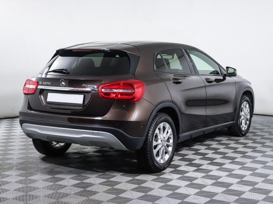 Mercedes-Benz GLA 2.0 РКПП, 2014, 122 000 км фото 2