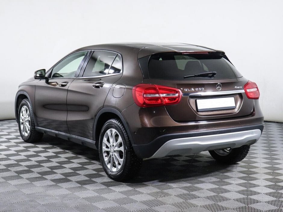 Mercedes-Benz GLA 2.0 РКПП, 2014, 122 000 км фото 4