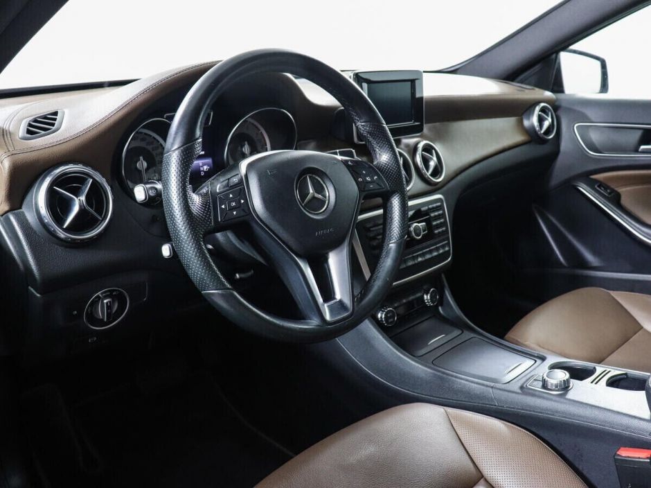 Mercedes-Benz GLA 2.0 РКПП, 2014, 122 000 км фото 5