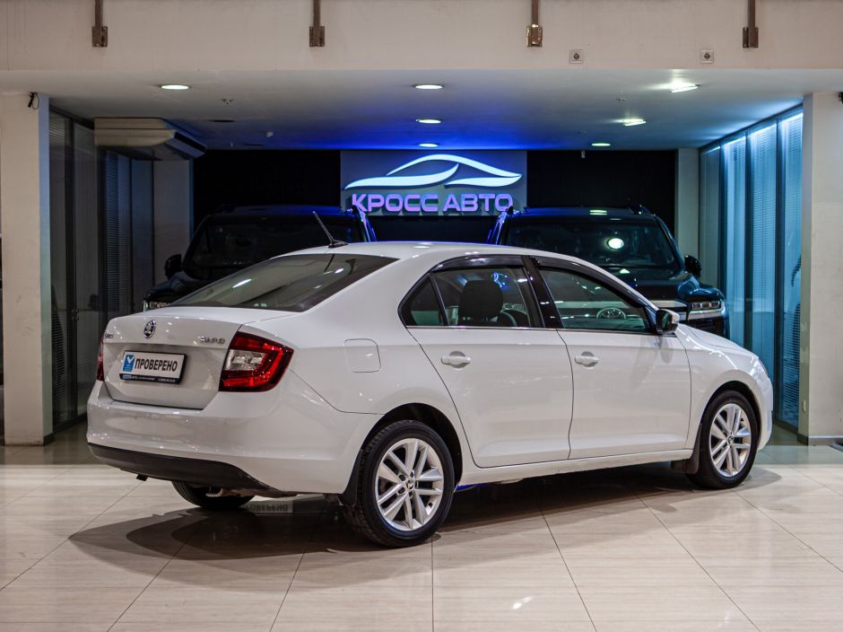 Skoda Rapid 1.6 АКПП, 2017, 130 167 км фото 2
