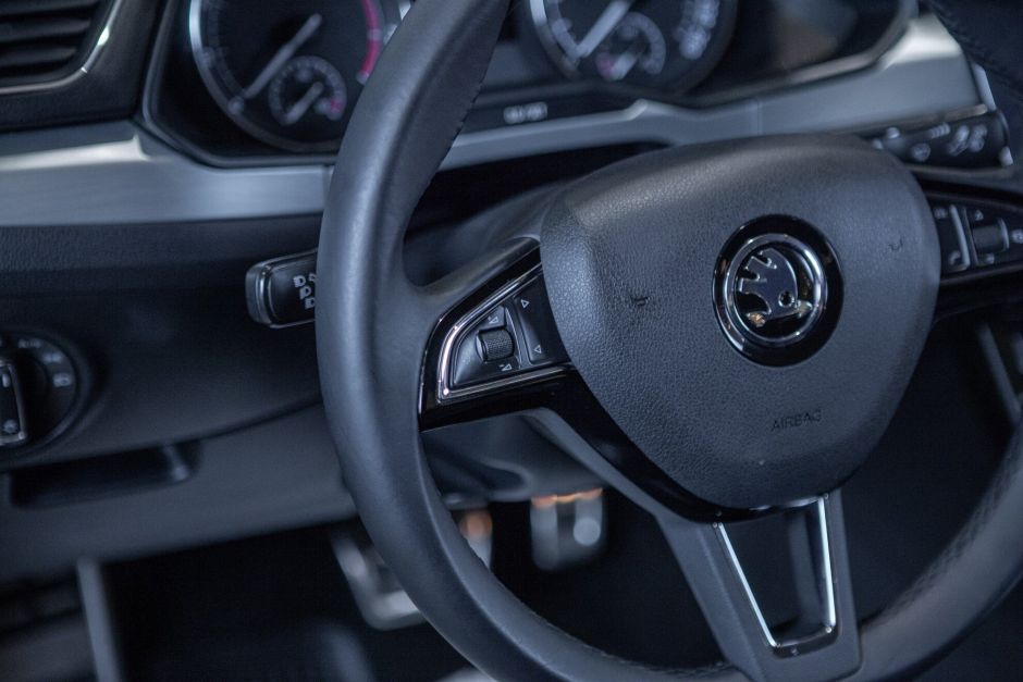 Skoda Superb 1.8 РКПП, 2018, 118 259 км фото 10