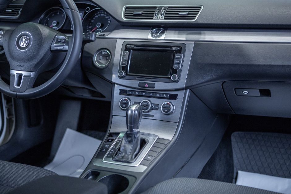 Volkswagen Passat 1.8 РКПП, 2013, 140 500 км фото 15