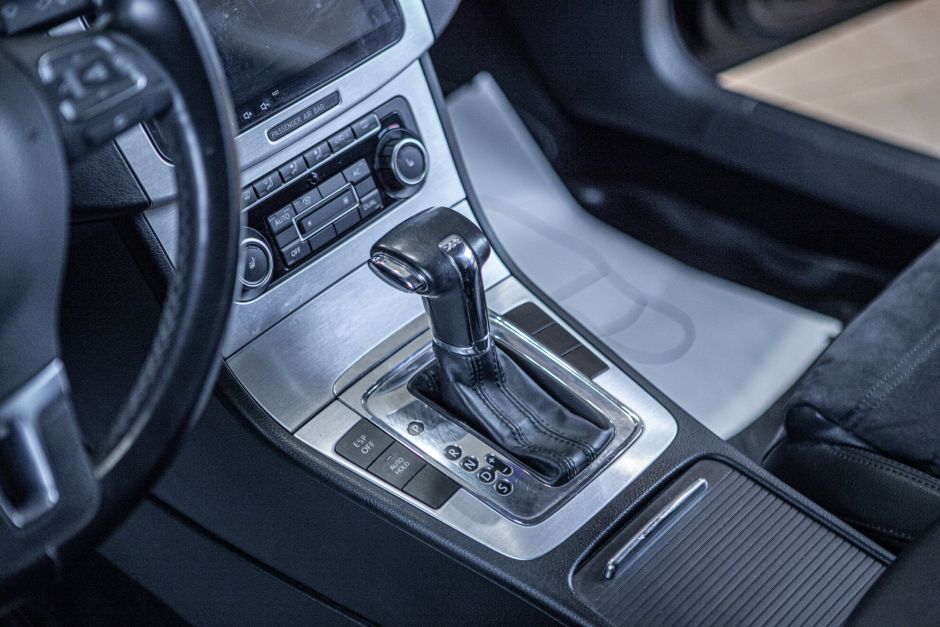 Volkswagen Passat 1.8 РКПП, 2010, 169 316 км фото 17