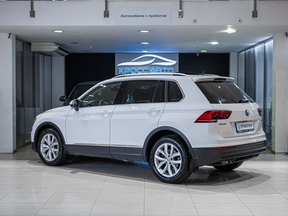 Volkswagen Tiguan 2.0 РКПП, 2019, 150 192 км фото 4