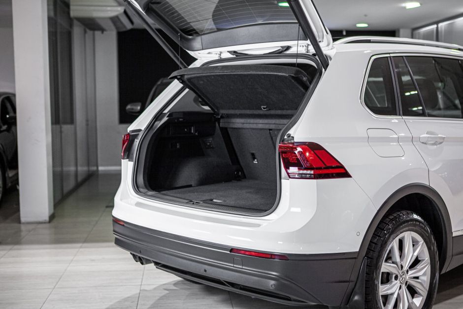 Volkswagen Tiguan 2.0 РКПП, 2019, 150 192 км фото 22