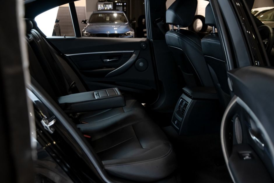 BMW 3 серии 3.0 АКПП, 2018, 99 700 км фото 18