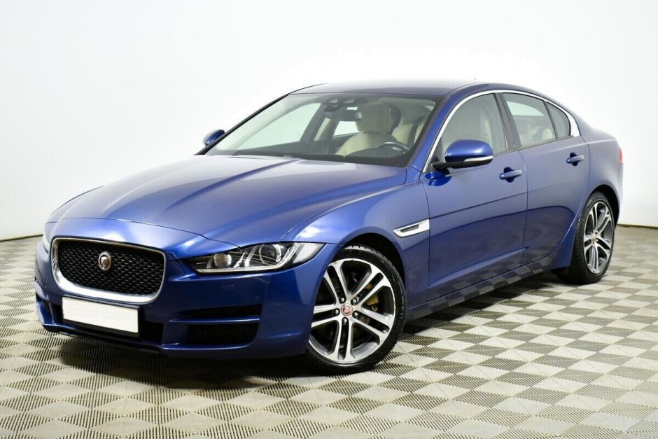 Jaguar XE 2.0 АКПП, 2016, 86 000 км фото 1
