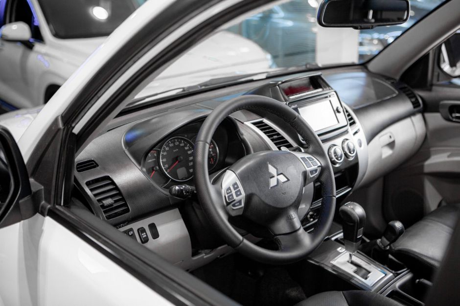 Mitsubishi Pajero Sport 2.5 АКПП, 2015, 173 217 км фото 5