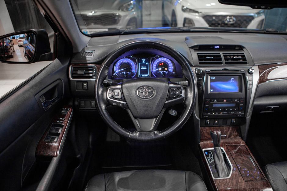 Toyota Camry 2.5 АКПП, 2016, 129 304 км фото 9