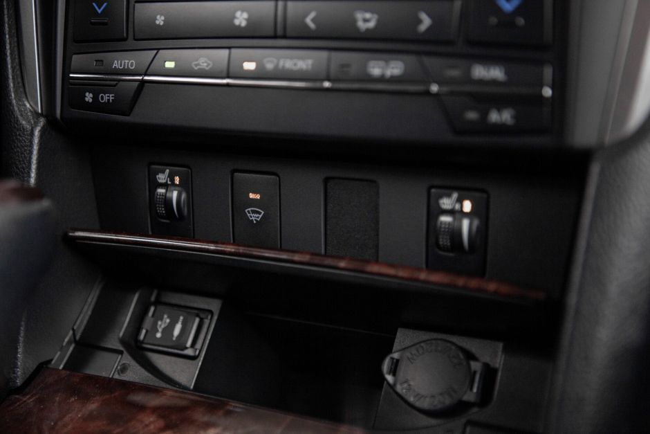 Toyota Camry 2.5 АКПП, 2016, 129 304 км фото 12