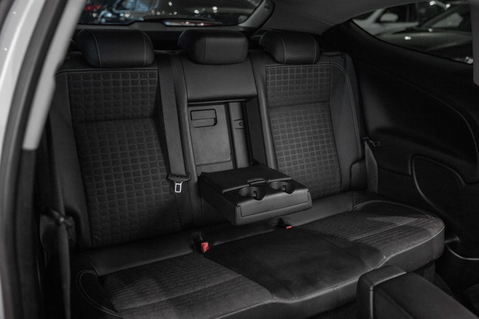 Opel Astra GTC 1.4 АКПП, 2012, 135 259 км фото 13