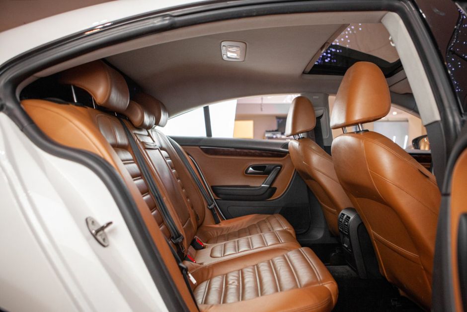 Volkswagen Passat CC 1.8 РКПП, 2010, 137 249 км фото 13