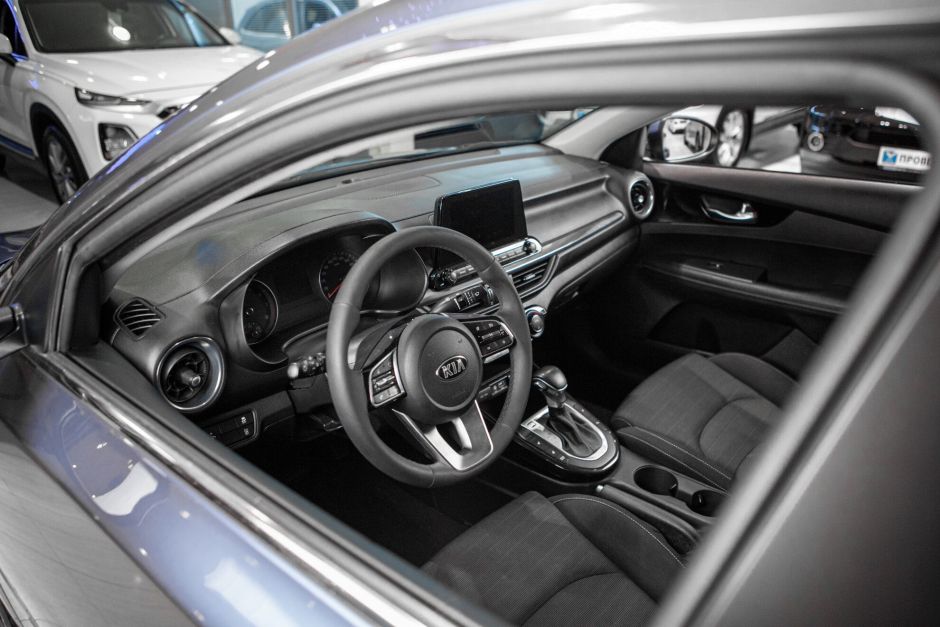 Kia Cerato 1.6 АКПП, 2018, 63 551 км фото 8