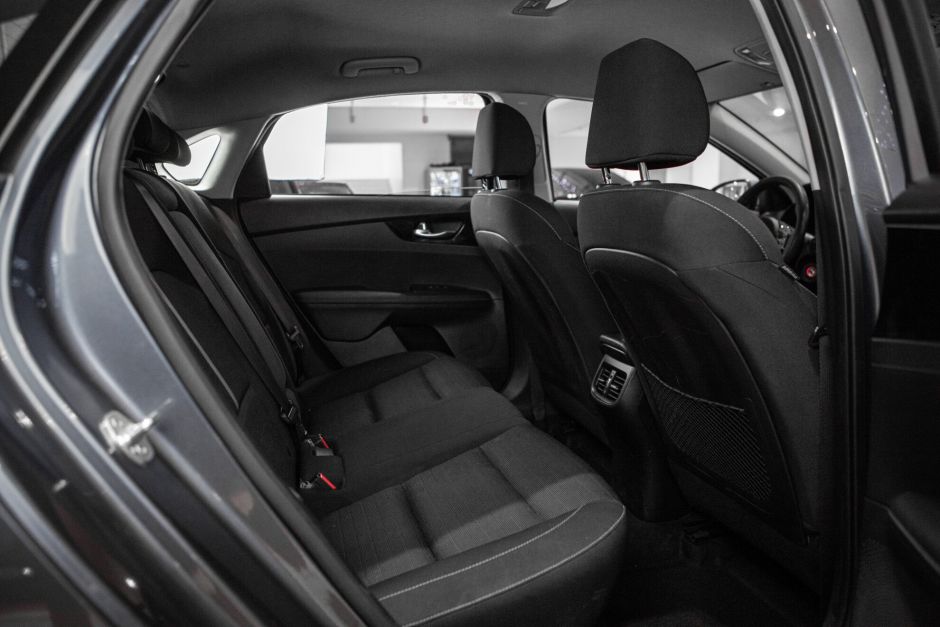 Kia Cerato 1.6 АКПП, 2018, 63 551 км фото 20