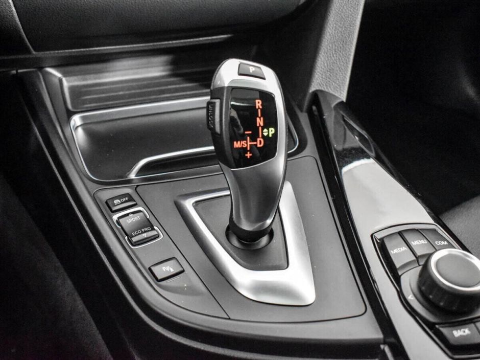 BMW 3 серии 2.0 АКПП, 2016, 83 000 км фото 5