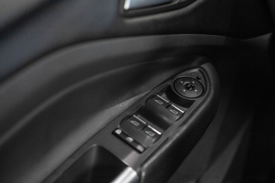 Ford Kuga 1.6 АКПП, 2015, 171 302 км фото 10