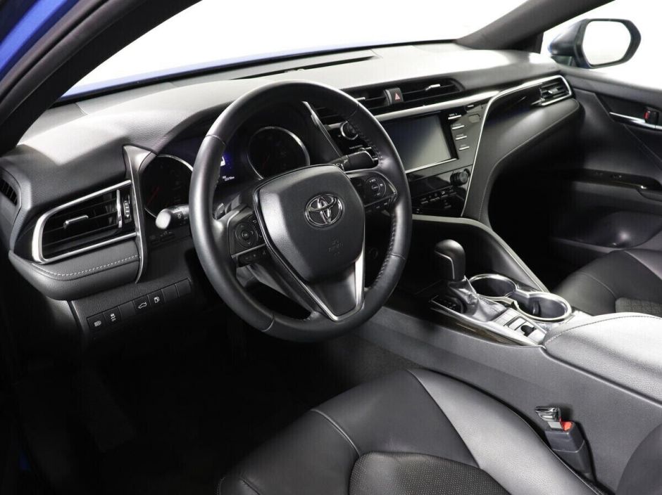 Toyota Camry 2.5 АКПП, 2018, 73 000 км фото 5