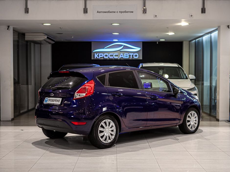 Ford Fiesta 1.6 РКПП, 2015, 68 845 км фото 2