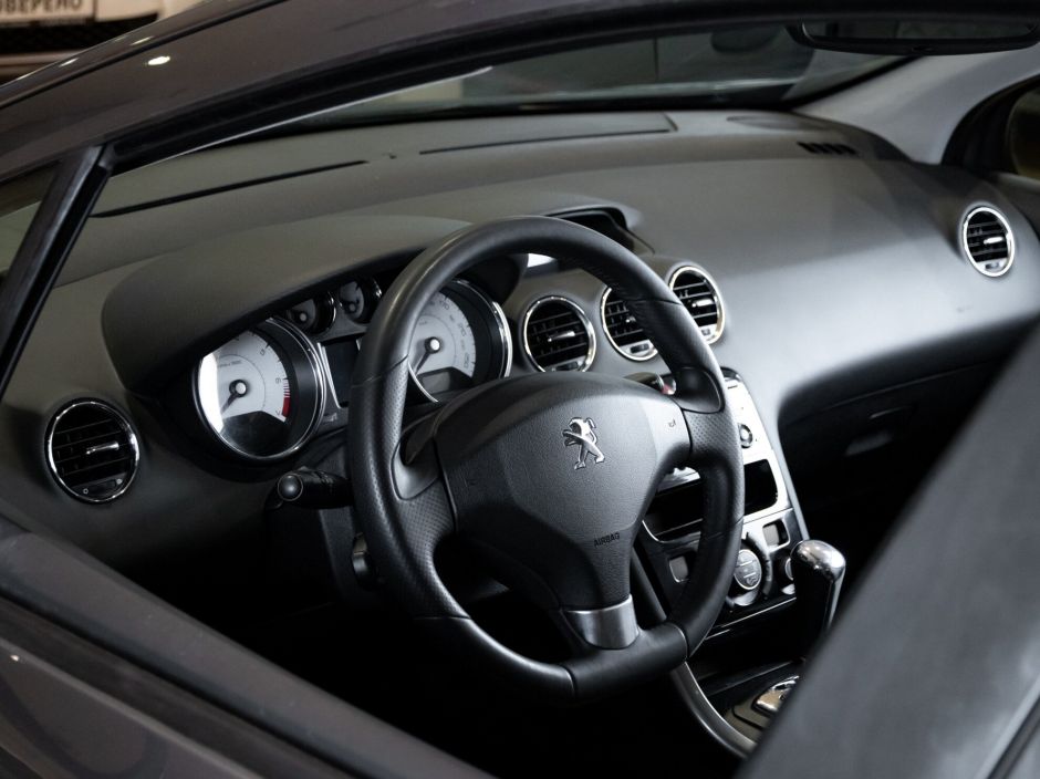 Peugeot 308 1.6 АКПП, 2011, 140 323 км фото 7