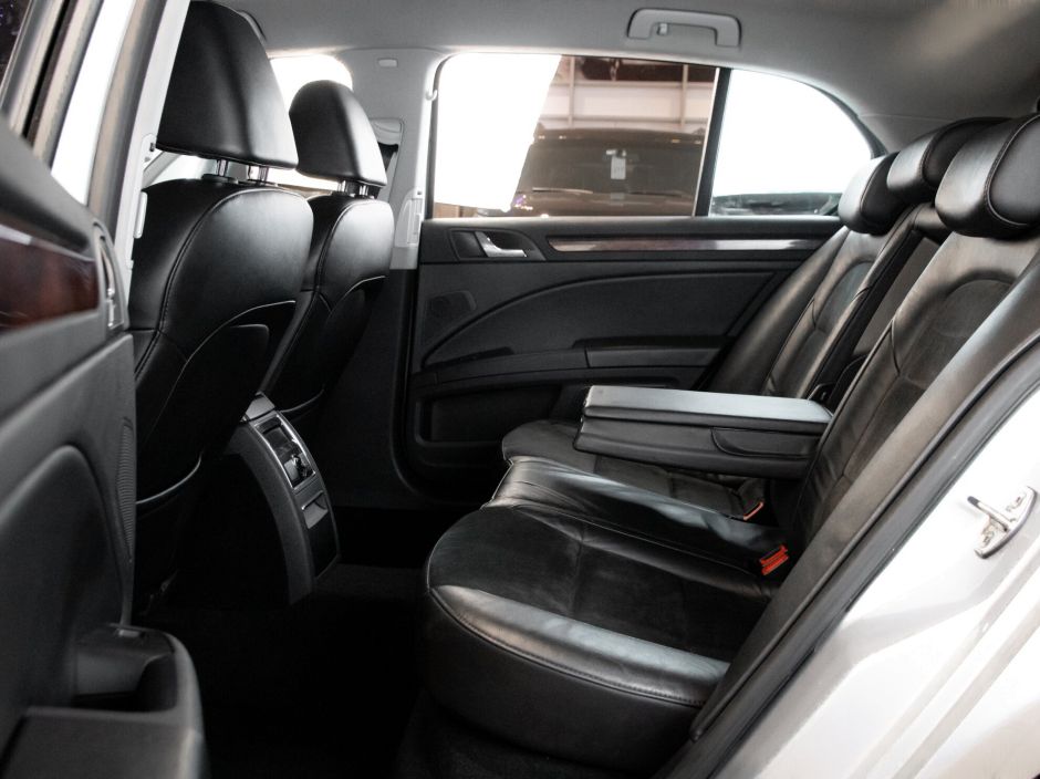 Skoda Superb 1.8 РКПП, 2012, 140 258 км фото 18